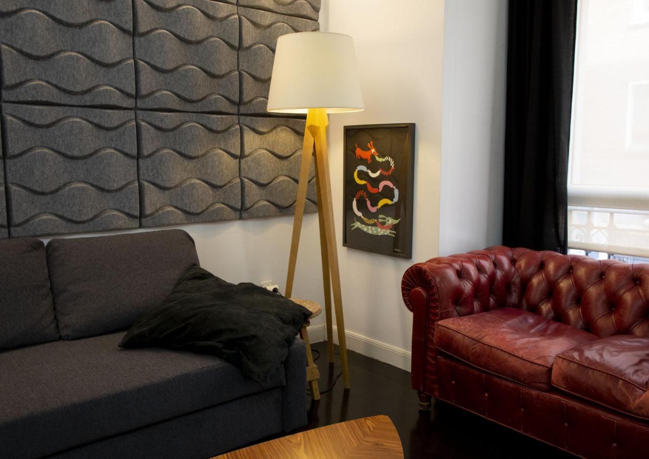 Bauhaus Apartment By People Rentals Bilbao Bagian luar foto